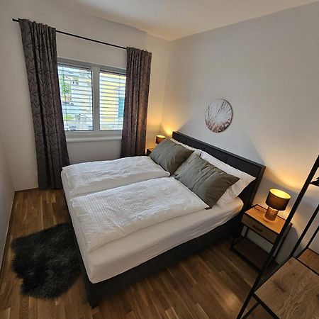 Apartment Leibnitz Im Zentrum Nahe Am Bahnhof Und Der Suedsteirischen Weinstrasse 외부 사진